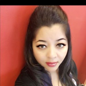 Meet your Posher, Manisha
